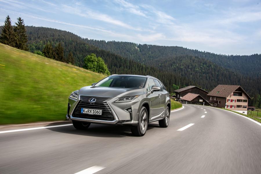  Lexus RX450hL 2018 года  (WW) (фото 40 из 45)